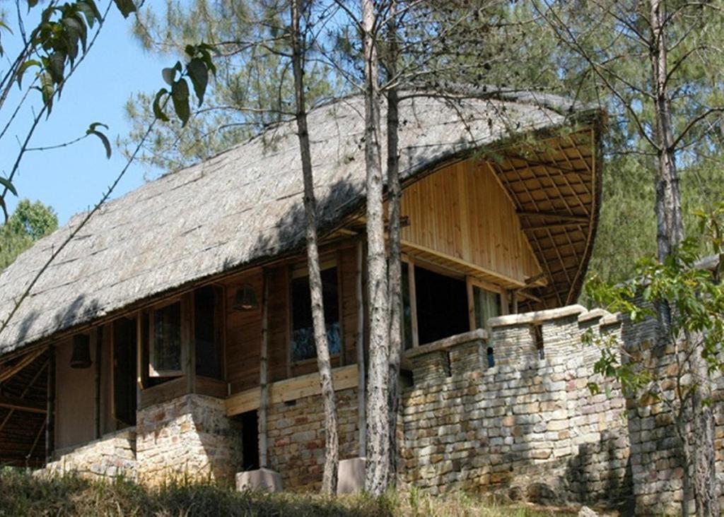 Ri Kynjai Serenity By The Lake Shillong Exterior photo